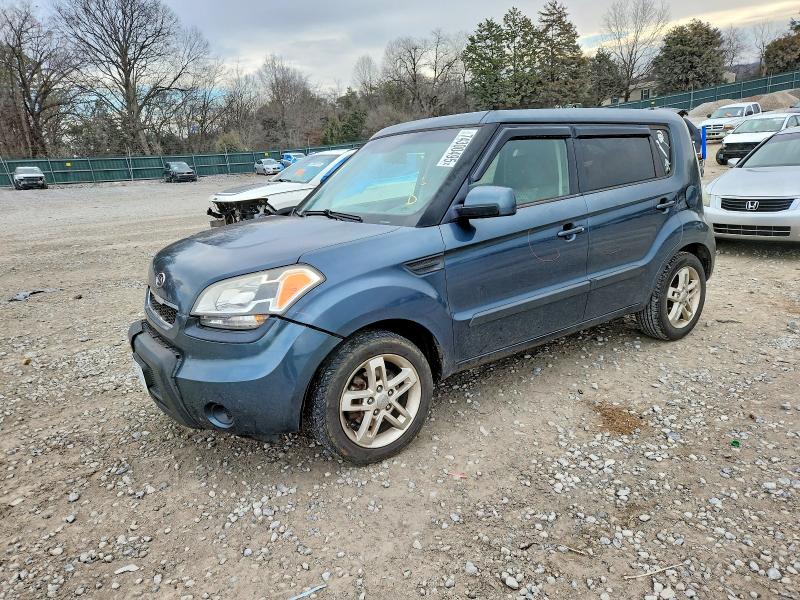 KIA SOUL + 2011 with VIN KNDJT2A24B7254635 - Photo from auction