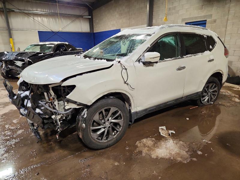 NISSAN ROGUE 2015 with VIN 5N1AT2MV2FC923922 - Photo from auction