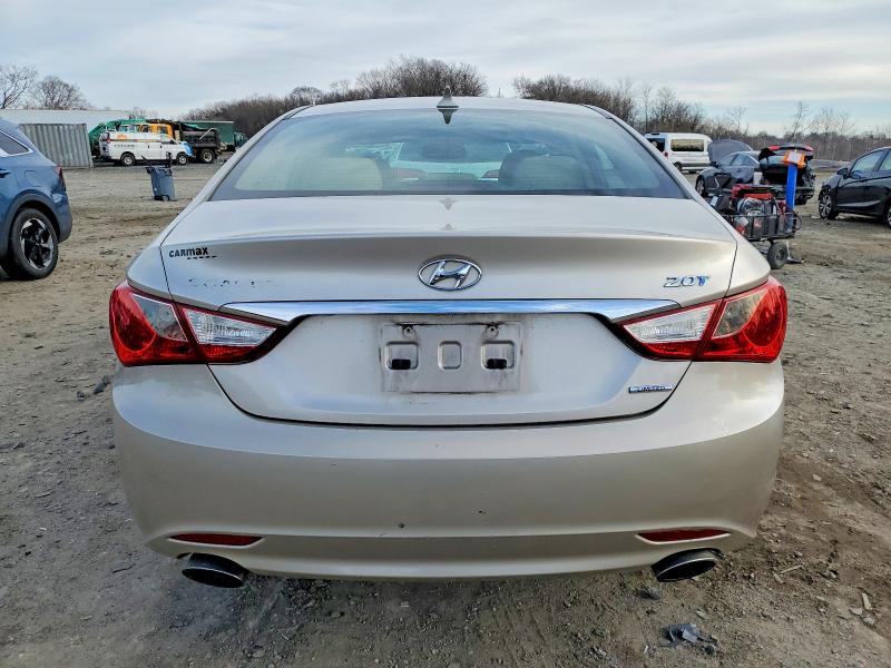 Photo 6 from auction – 2011 HYUNDAI SONATA with VIN 5NPEC4AB2BH147804