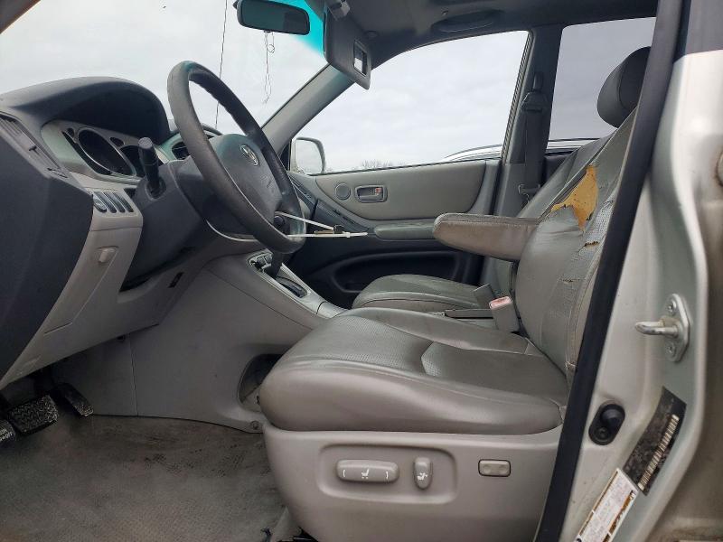 Photo 7 from auction – 2005 TOYOTA HIGHLANDER with VIN JTEGD21AX50107260