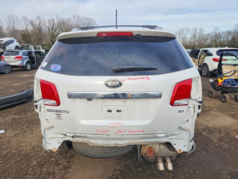 Photo 6 from auction – 2012 KIA SORENTO EX with VIN 5XYKU3A60CG290112