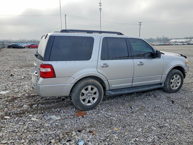 Photo 3 from auction – 2010 FORD EXPEDITION with VIN 1FMJU1G57AEB65205