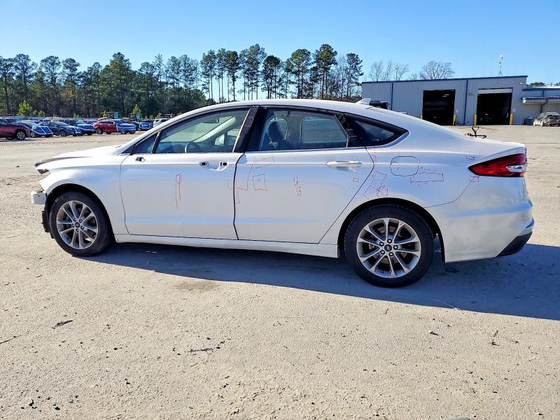 Photo 2 from auction – 2020 FORD FUSION with VIN 3FA6P0HDXLR126857