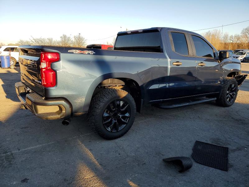 Photo 3 from auction – 2020 CHEVROLET SILVERADO with VIN 1GCRYBEH5LZ306668