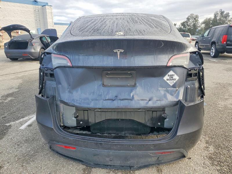 Photo 6 from auction – 2024 TESLA MODEL Y with VIN 7SAYGDEE0RA233238