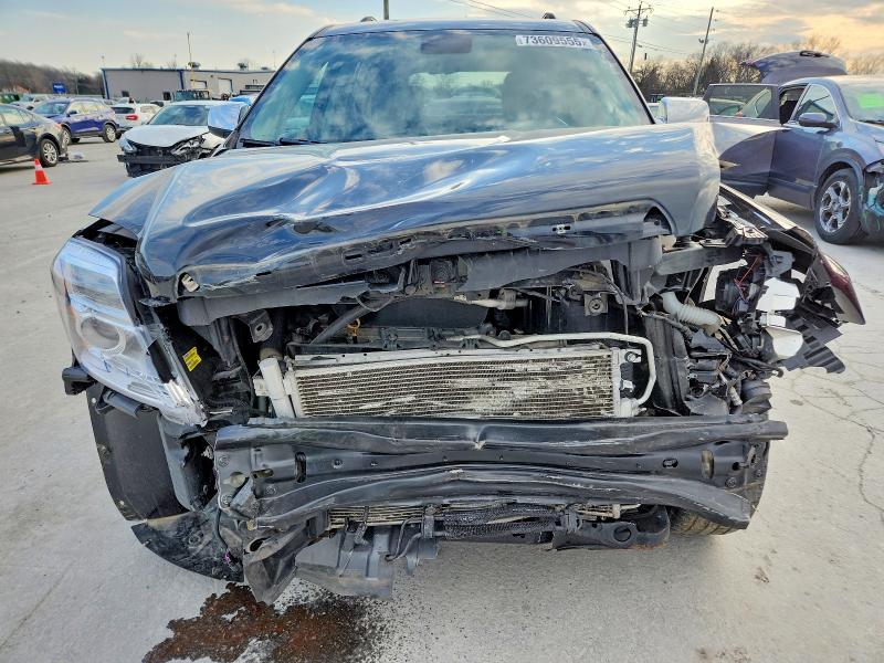 Photo 5 from auction – 2017 GMC TERRAIN with VIN 2GKFLPE33H6303097