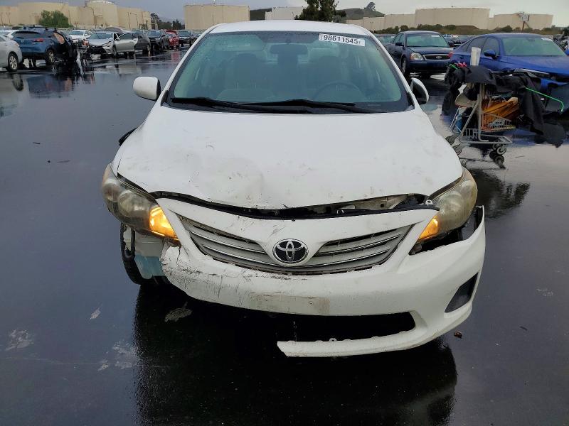 Photo 5 from auction – 2013 TOYOTA COROLLA with VIN 2T1BU4EE8DC088719