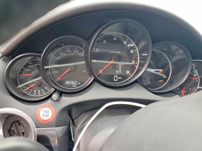 Photo 9 from auction – 2011 PORSCHE CAYENNE with VIN WP1AA2A29BLA02584