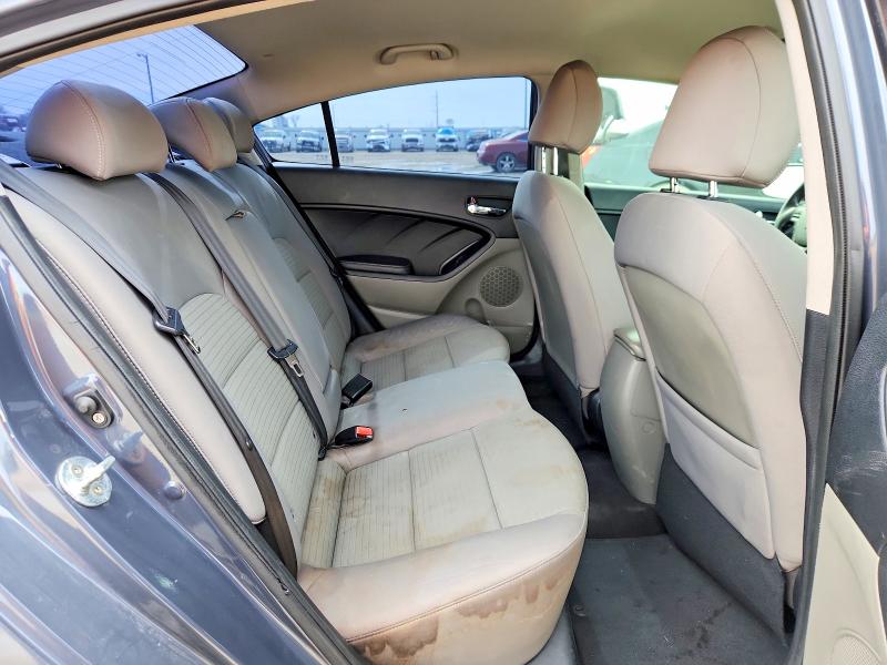 Photo 10 from auction – 2015 KIA FORTE LX with VIN KNAFX4A6XF5413973