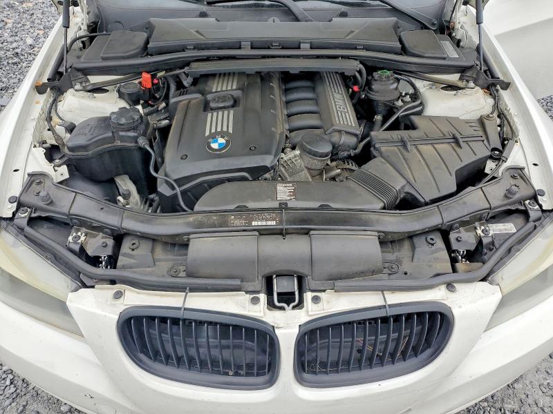 Photo 11 from auction – 2011 BMW 328 I with VIN WBAPH7C53BE680308