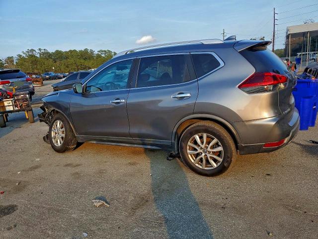 Photo 2 from auction – 2018 NISSAN ROGUE S with VIN KNMAT2MV3JP611209