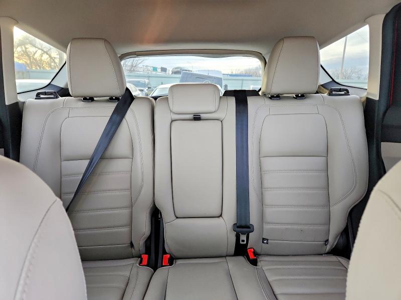 Photo 10 from auction – 2019 FORD ESCAPE SEL with VIN 1FMCU0HD4KUB59958
