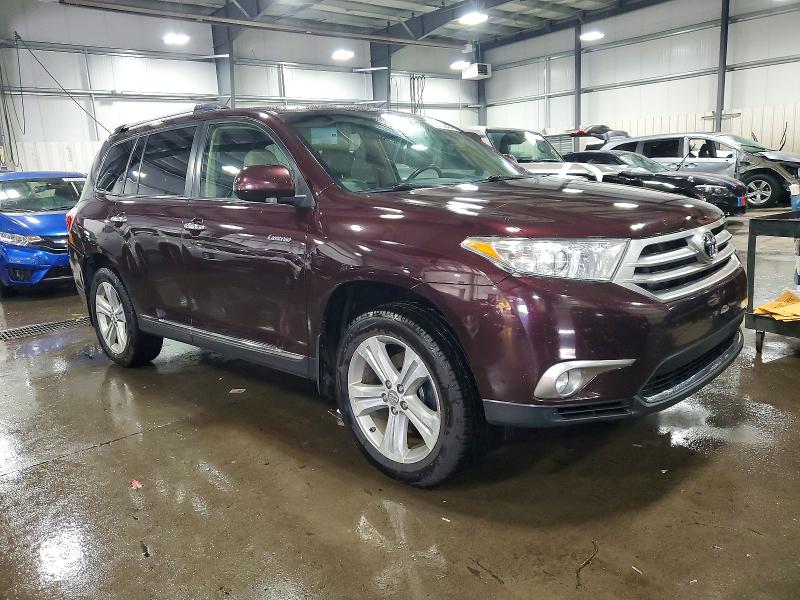 Photo 4 from auction – 2012 TOYOTA HIGHLANDER with VIN 5TDDK3EH5CS165894