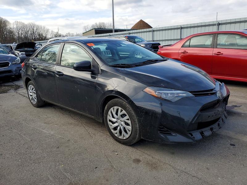 Photo 4 from auction – 2018 TOYOTA COROLLA with VIN 2T1BURHE5JC020351