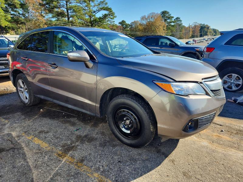 Photo 4 from auction – 2013 ACURA RDX with VIN 5J8TB3H38DL009879