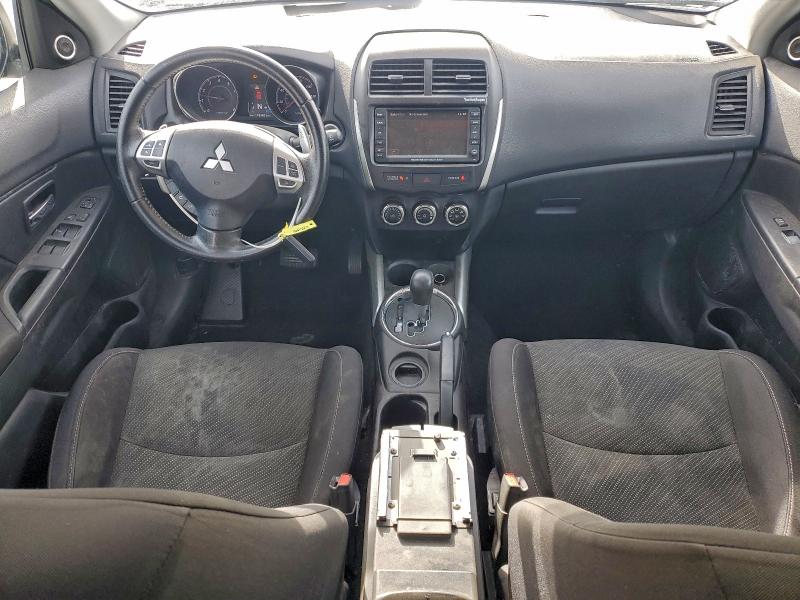 Photo 8 from auction – 2013 MITSUBISHI OUTLANDER with VIN 4A4AP4AU2DE006537