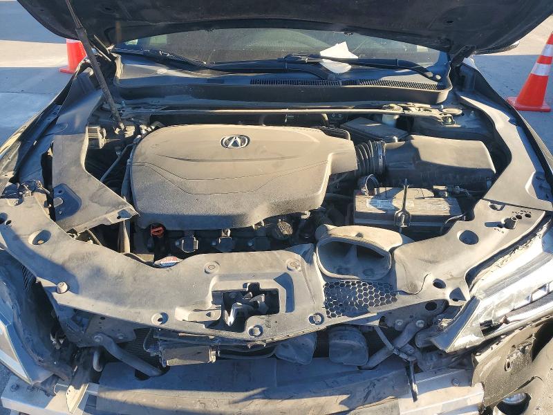 Photo 11 from auction – 2015 ACURA TLX ADVANC with VIN 19UUB2F71FA000430