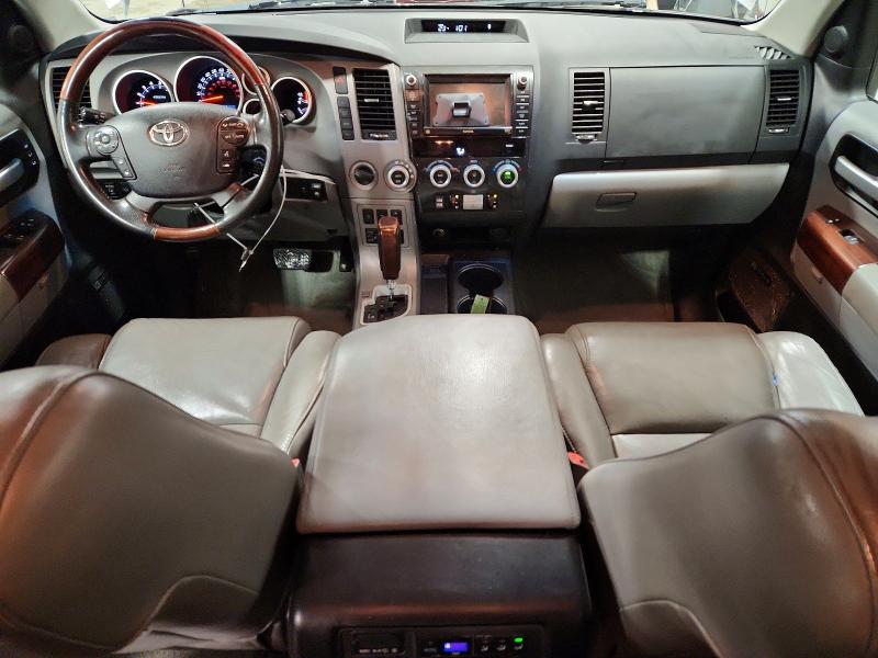 Photo 8 from auction – 2011 TOYOTA SEQUOIA PL with VIN 5TDDW5G10BS041076