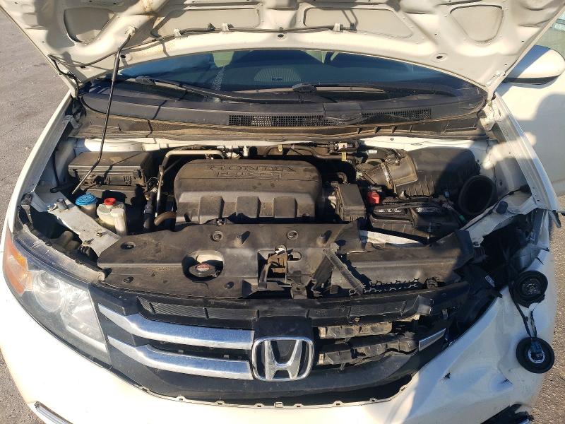 Photo 12 from auction – 2016 HONDA ODYSSEY SE with VIN 5FNRL5H37GB082511