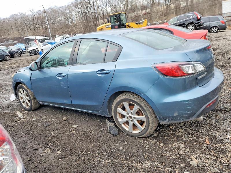 Photo 2 from auction – 2010 MAZDA 3 I with VIN JM1BL1SG0A1286671
