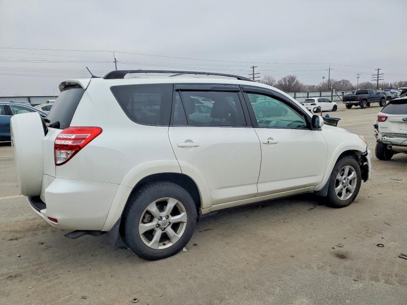 Photo 3 from auction – 2009 TOYOTA RAV4 LIMIT with VIN JTMBK31V795075289