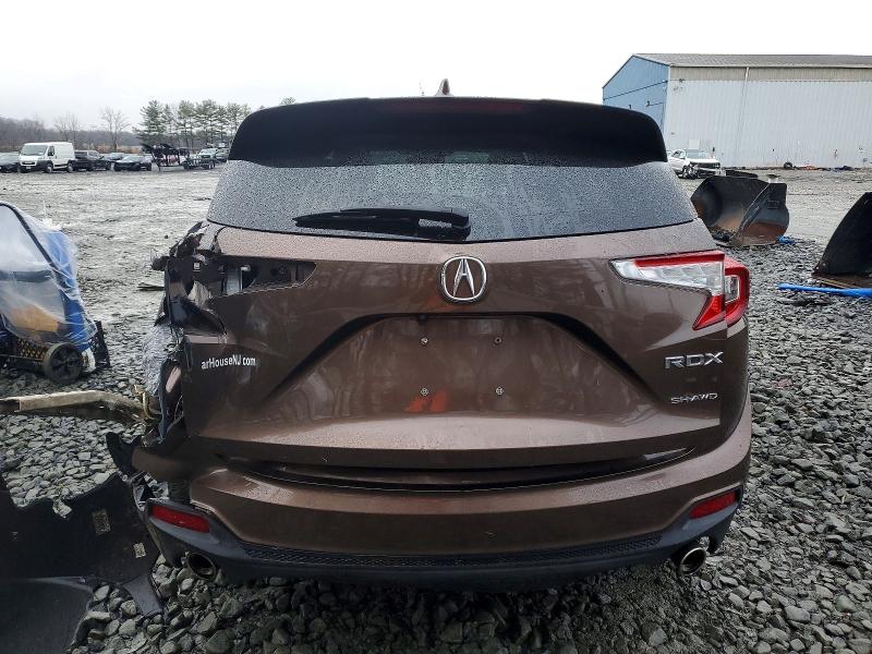 Photo 6 from auction – 2019 ACURA RDX with VIN 5J8TC2H30KL038801