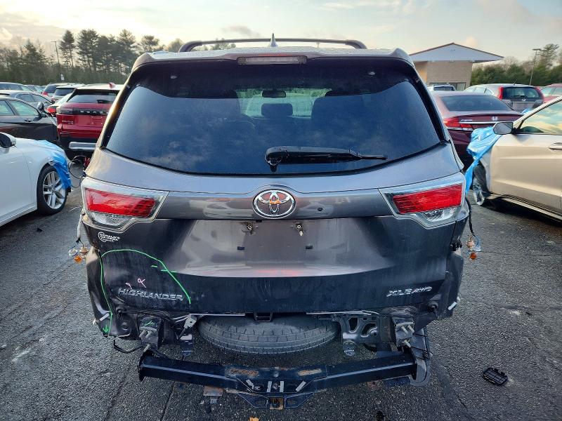 Photo 6 from auction – 2016 TOYOTA HIGHLANDER with VIN 5TDJKRFH2GS274405