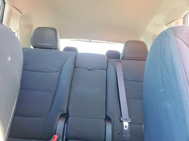 Photo 10 from auction – 2015 KIA SORENTO LX with VIN 5XYKTDA72FG649207