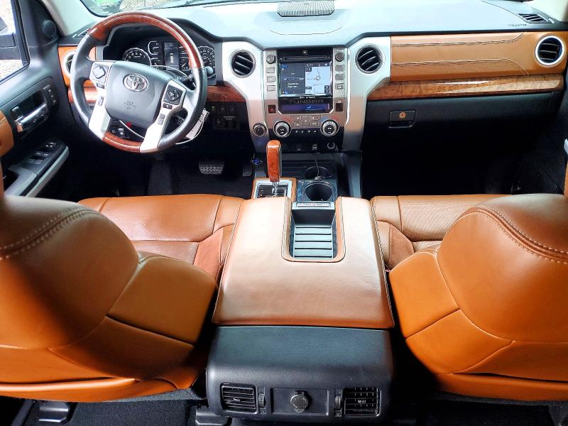 Photo 8 from auction – 2018 TOYOTA TUNDRA CRE with VIN 5TFAY5F13JX752536