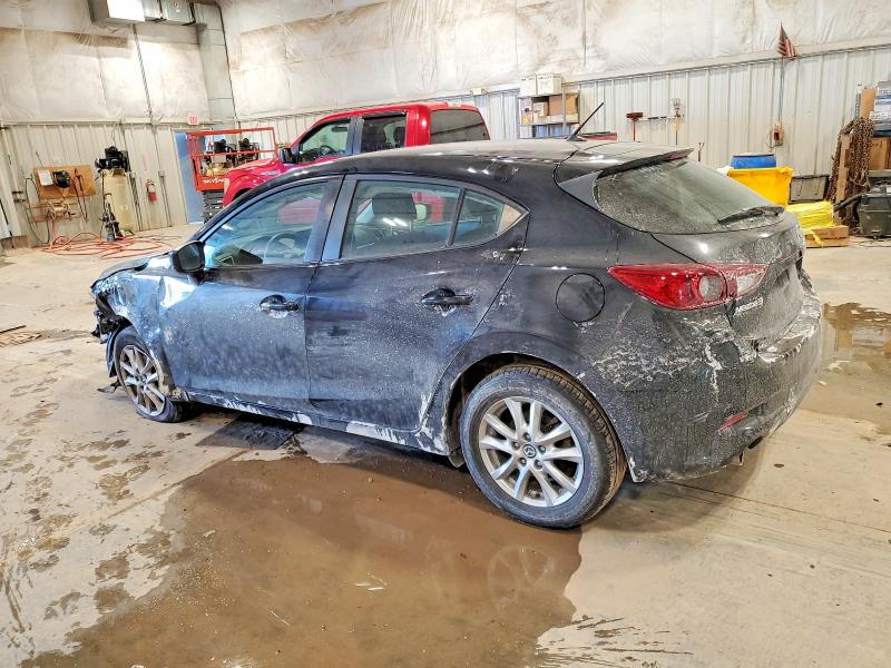Photo 2 from auction – 2018 MAZDA 3 with VIN 3MZBN1K7XJM211647