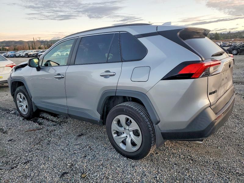 Photo 2 from auction – 2021 TOYOTA RAV4 with VIN 2T3H1RFV4MW122708