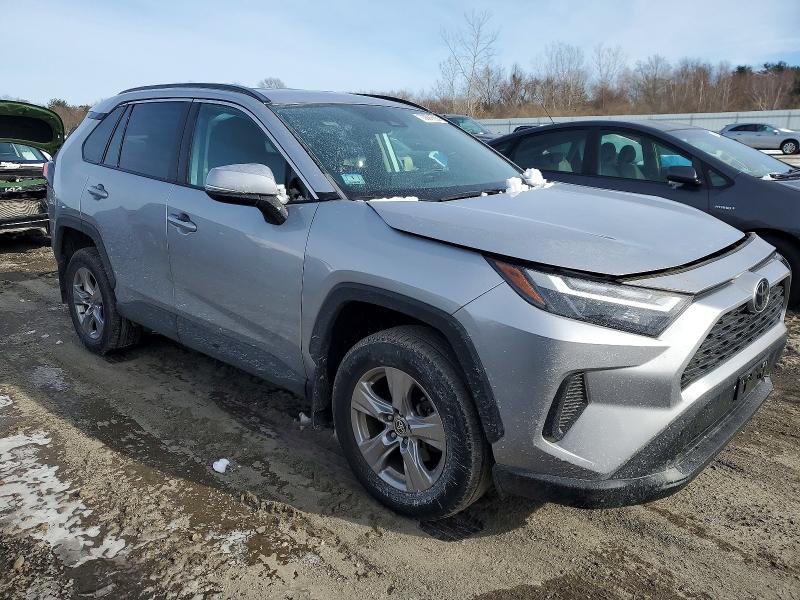 Photo 4 from auction – 2023 TOYOTA RAV4 XLE with VIN 2T3P1RFV1PC340252