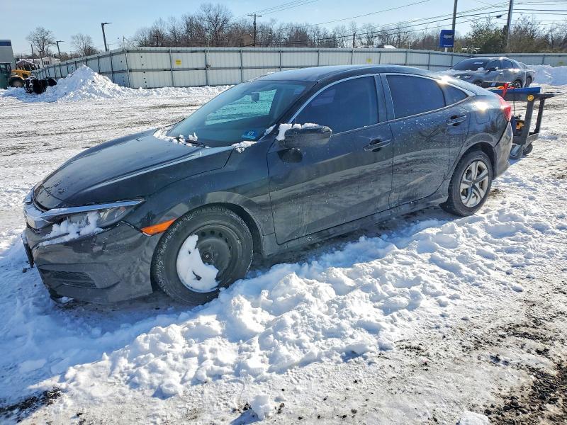 HONDA CIVIC 2018 with VIN 2HGFC2F53JH607878 - Photo from auction