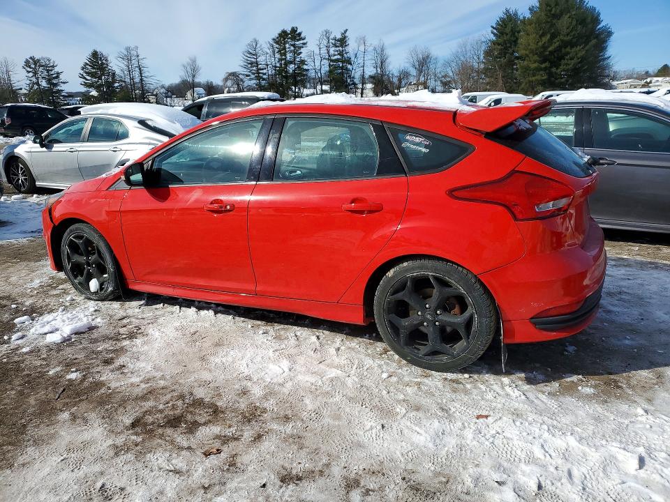 Photo 2 from auction – 2016 FORD FOCUS with VIN 1FADP3L99GL396775