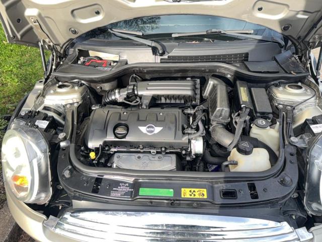 Photo 7 from auction – 2007 MINI COOPER with VIN WMWMF33557TU62732