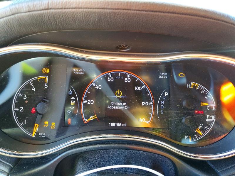 Photo 9 from auction – 2015 JEEP GRAND CHEROKEE with VIN 1C4RJFCMXFC197014