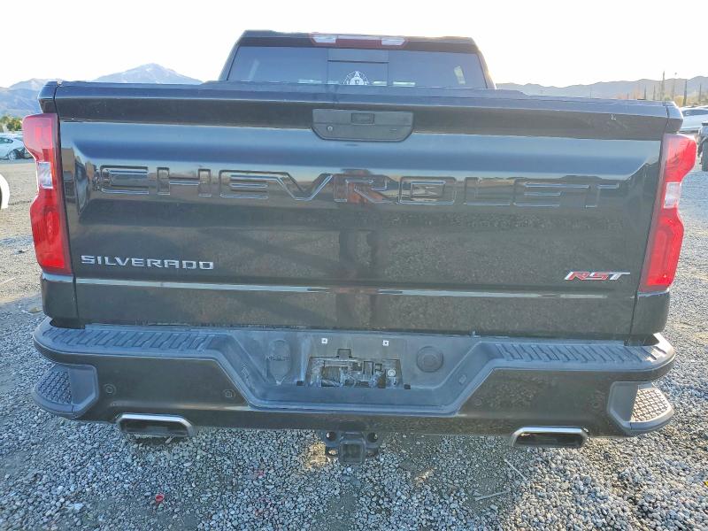 Photo 6 from auction – 2019 CHEVROLET SILVERADO with VIN 3GCUYEED3KG137399