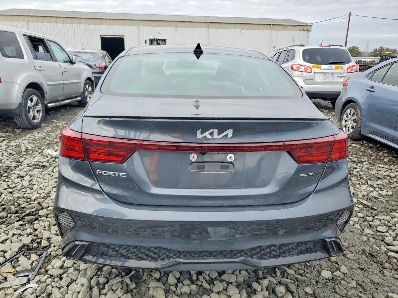 Photo 6 from auction – 2022 KIA FORTE GT L with VIN 3KPF54AD5NE421702