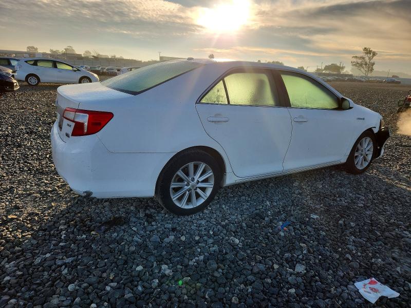 Photo 3 from auction – 2013 TOYOTA CAMRY HYBR with VIN 4T1BD1FK5DU092826