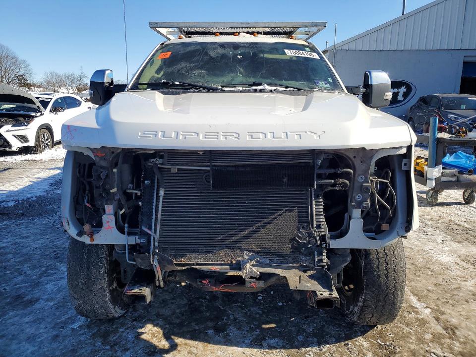 Photo 5 from auction – 2019 FORD F250 with VIN 1FT7W2B65KED21256