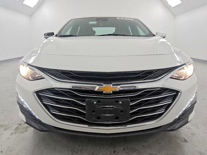 Photo 5 from auction – 2023 CHEVROLET MALIBU with VIN 1G1ZD5ST5PF220685