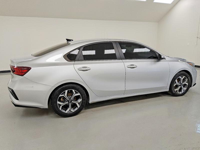 Photo 3 from auction – 2019 KIA FORTE FE with VIN 3KPF24AD5KE120089