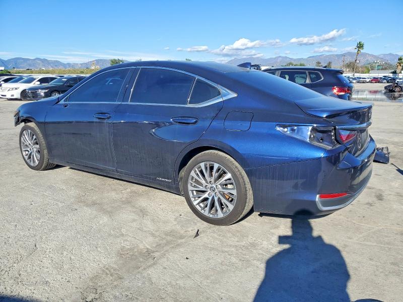 Photo 2 from auction – 2021 LEXUS ES 300H with VIN 58ADA1C16MU010107