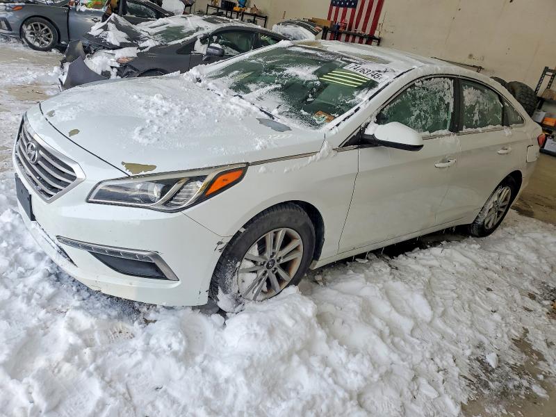 Photo 1 from auction – 2015 HYUNDAI SONATA SE with VIN 5NPE24AF0FH219210
