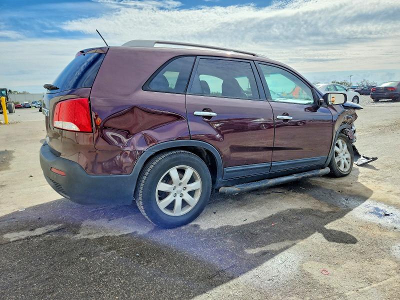 Photo 3 from auction – 2012 KIA SORENTO with VIN 5XYKT3A60CG292719