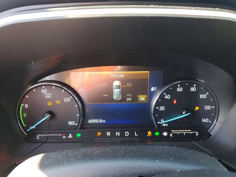 Photo 9 from auction – 2021 FORD ESCAPE SE with VIN 1FMCU0BZ3MUA36322