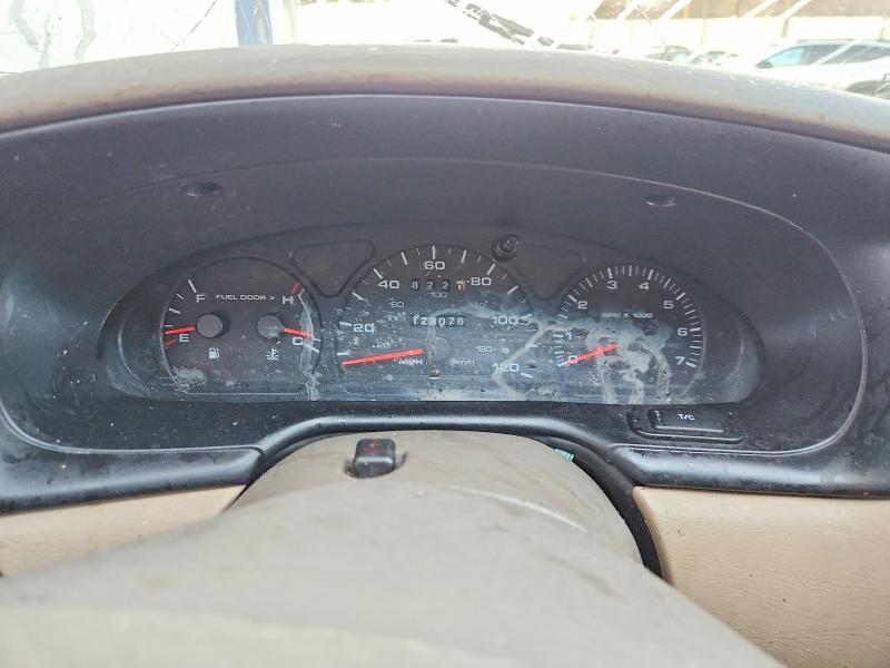Photo 9 from auction – 2002 FORD TAURUS SE with VIN 1FAHP56S02G268700
