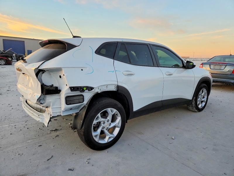 Снимка 3 от търг – 2025 CHEVROLET TRAX с VIN KL77LFEP5SC301229
