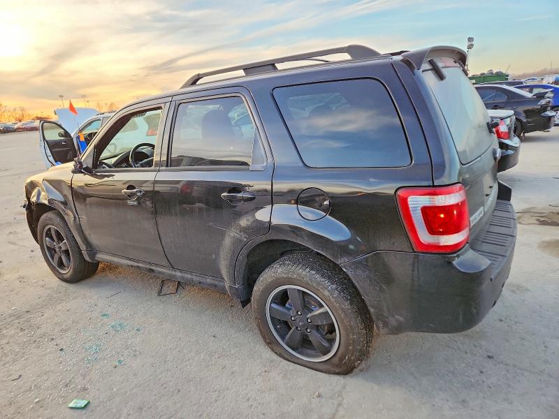Photo 2 from auction – 2010 FORD ESCAPE with VIN 1FMCU0D71AKC47098