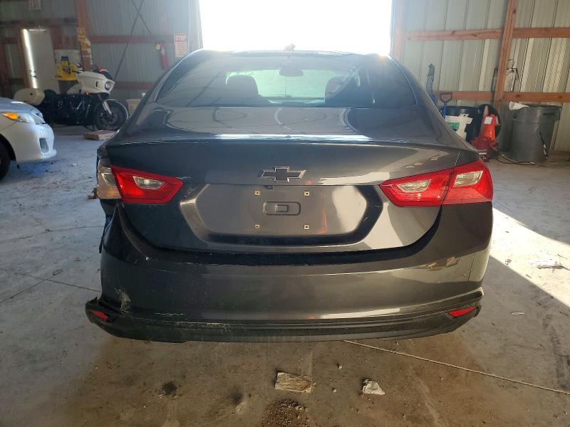 Photo 6 from auction – 2018 CHEVROLET MALIBU LT with VIN 1G1ZD5ST1JF192083